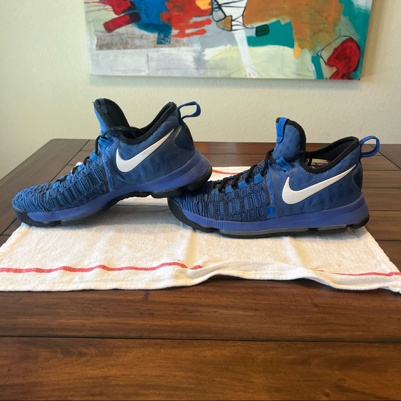 Nike KD 9 Game Royal Basketball shoe - Picture 3 of 7